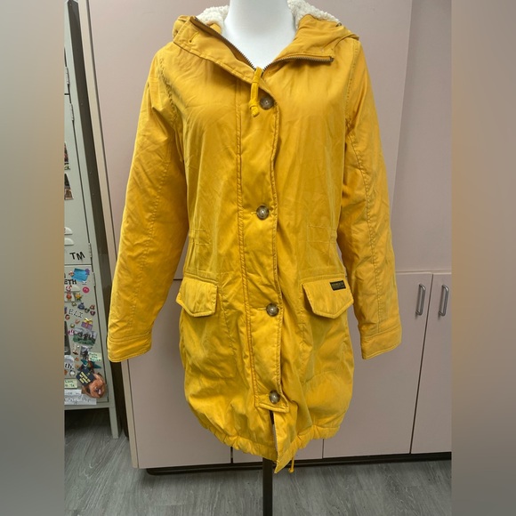 Abercrombie & Fitch Jackets & Blazers - Abercrombie & Fitch Sherpa-Lined Military Parka mustard yellow size small